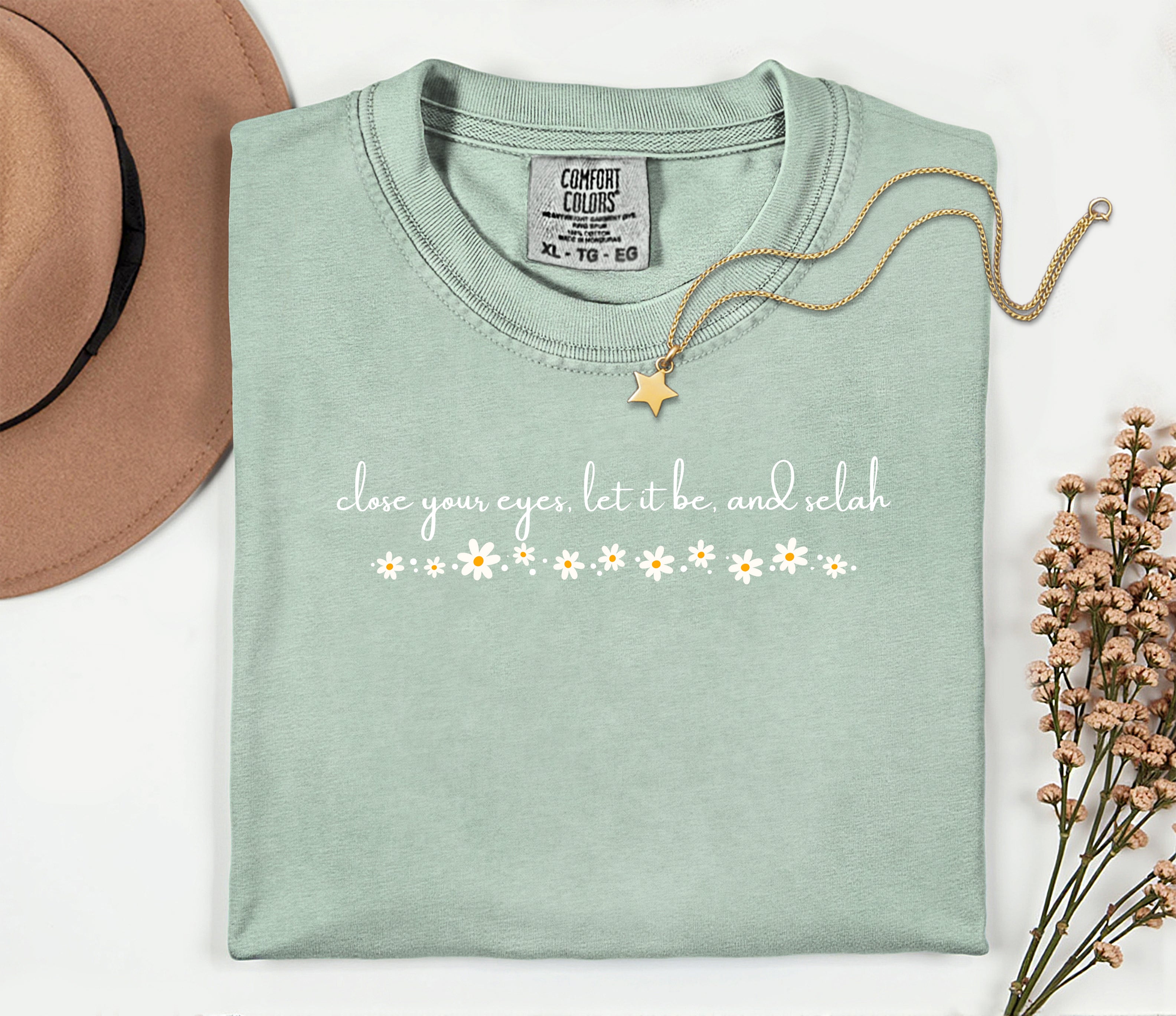 Selah Daisies